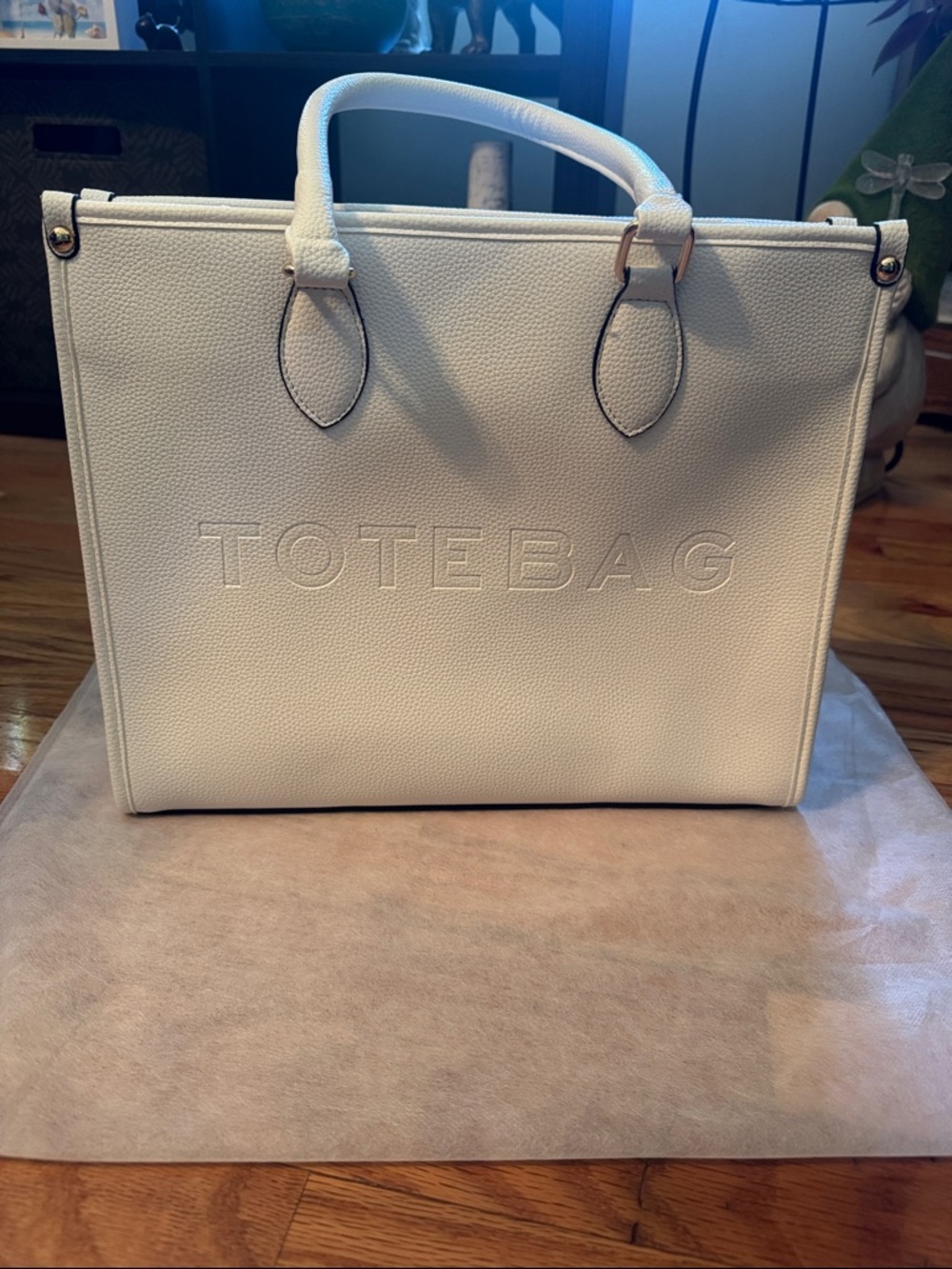 NWT  Unbranded White Pebbled TOTE BAG with Handles and Removable Strap